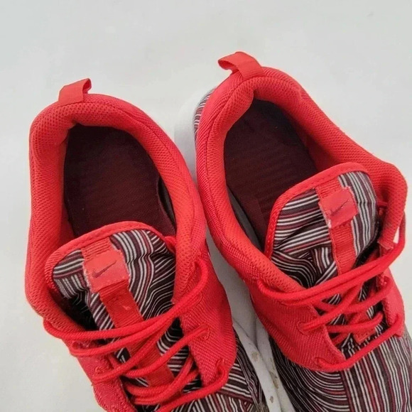 Nike Roshe One Print - Free w/ Purchase of 3 others - Picture 8 of 10